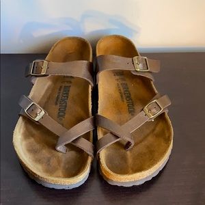 Brown Birkenstock’s